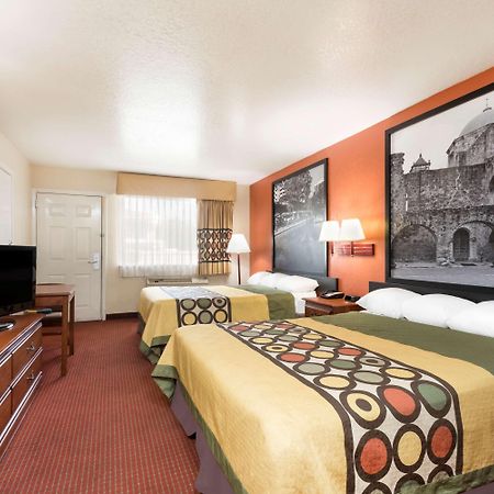 Motel Super 8 By Wyndham San Antonio At I-10 Esterno foto